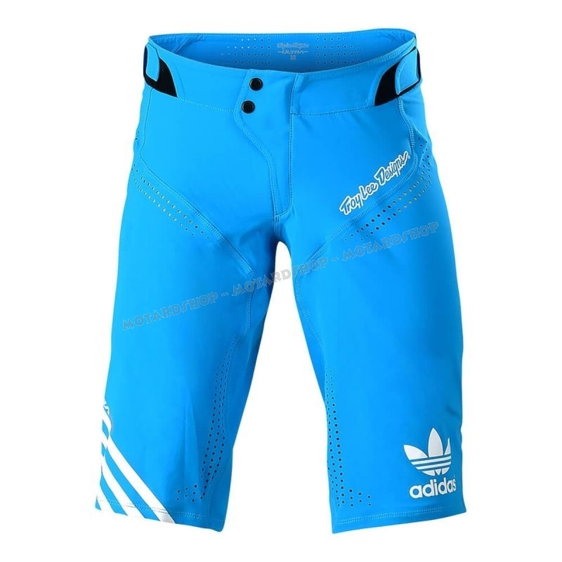 pantaloni corti adidas